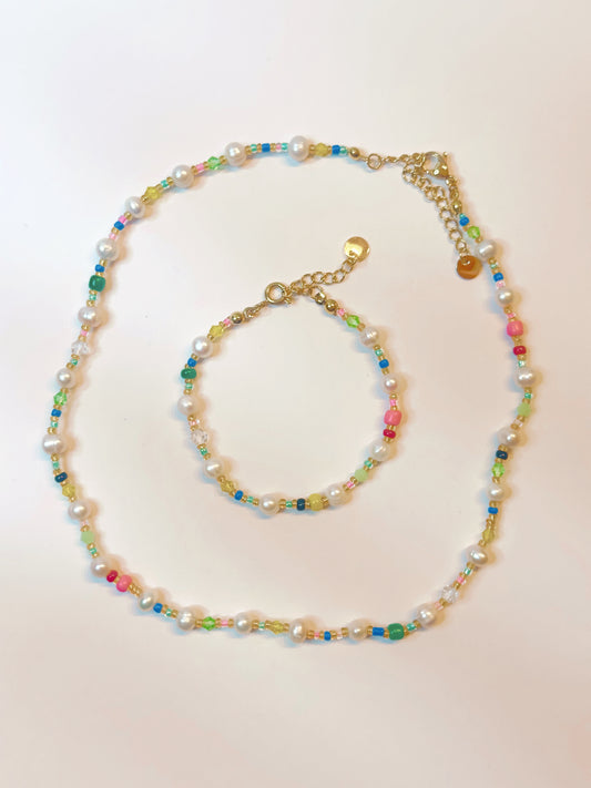 Colorful Pearl Necklace and Bracelet Set