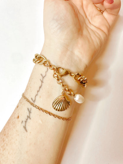 Golden Tides Shell Bracelet
