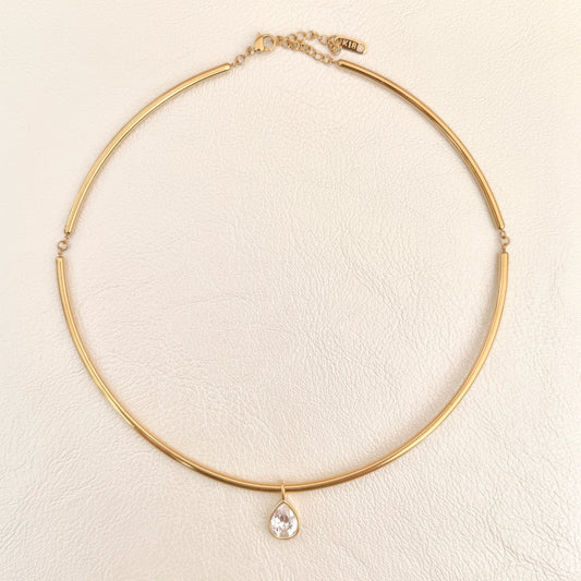Pear Bezel Collar