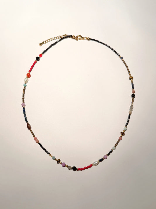 Beaded Dainty Necklace with Freshwater Pearl